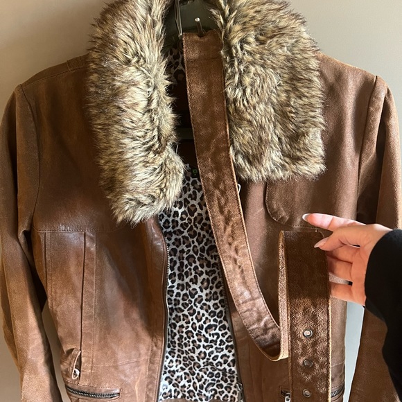 genuine leather jacket - Picture 7 of 8